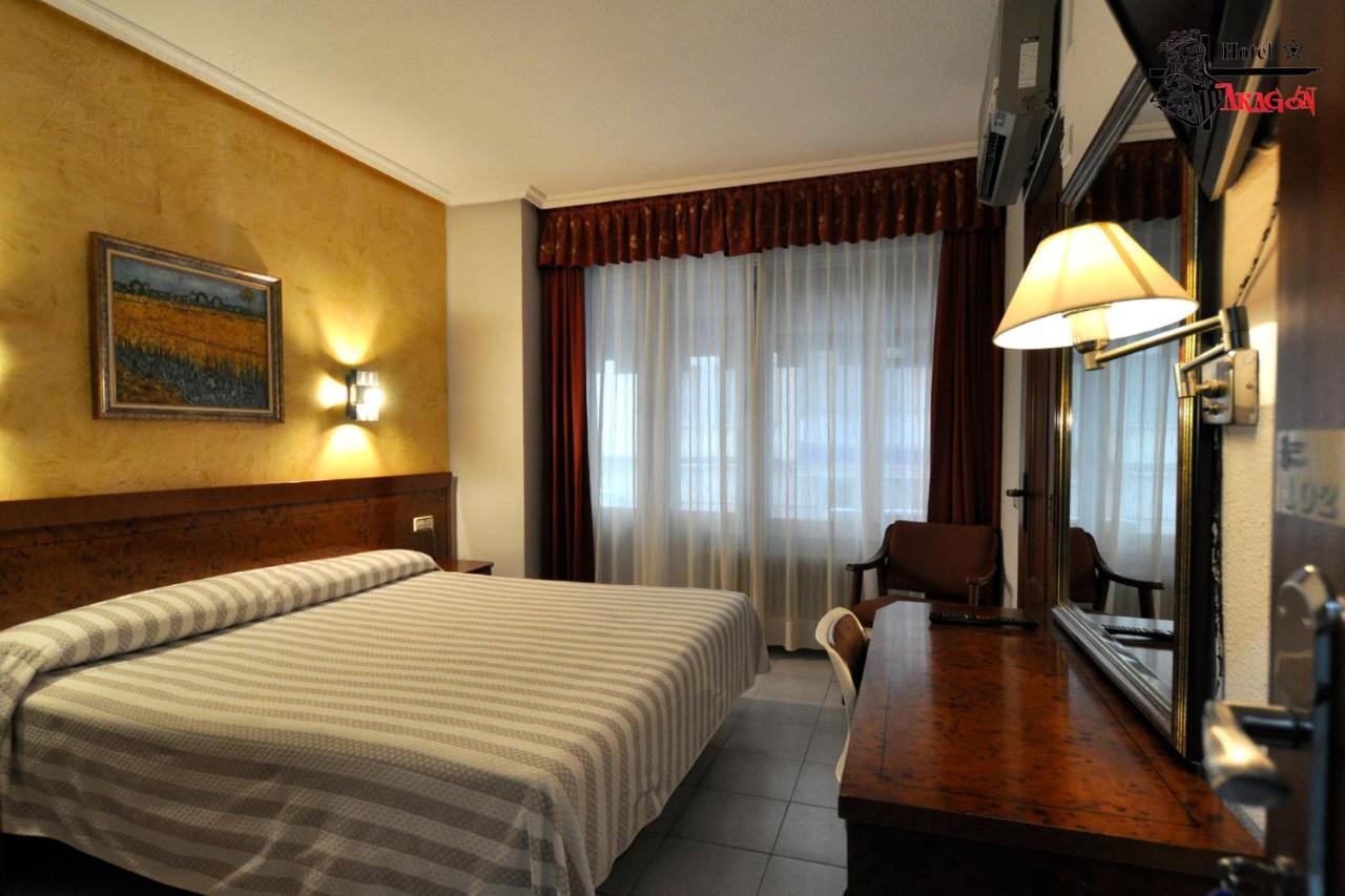 Hotel Aragon Salamanca Bagian luar foto