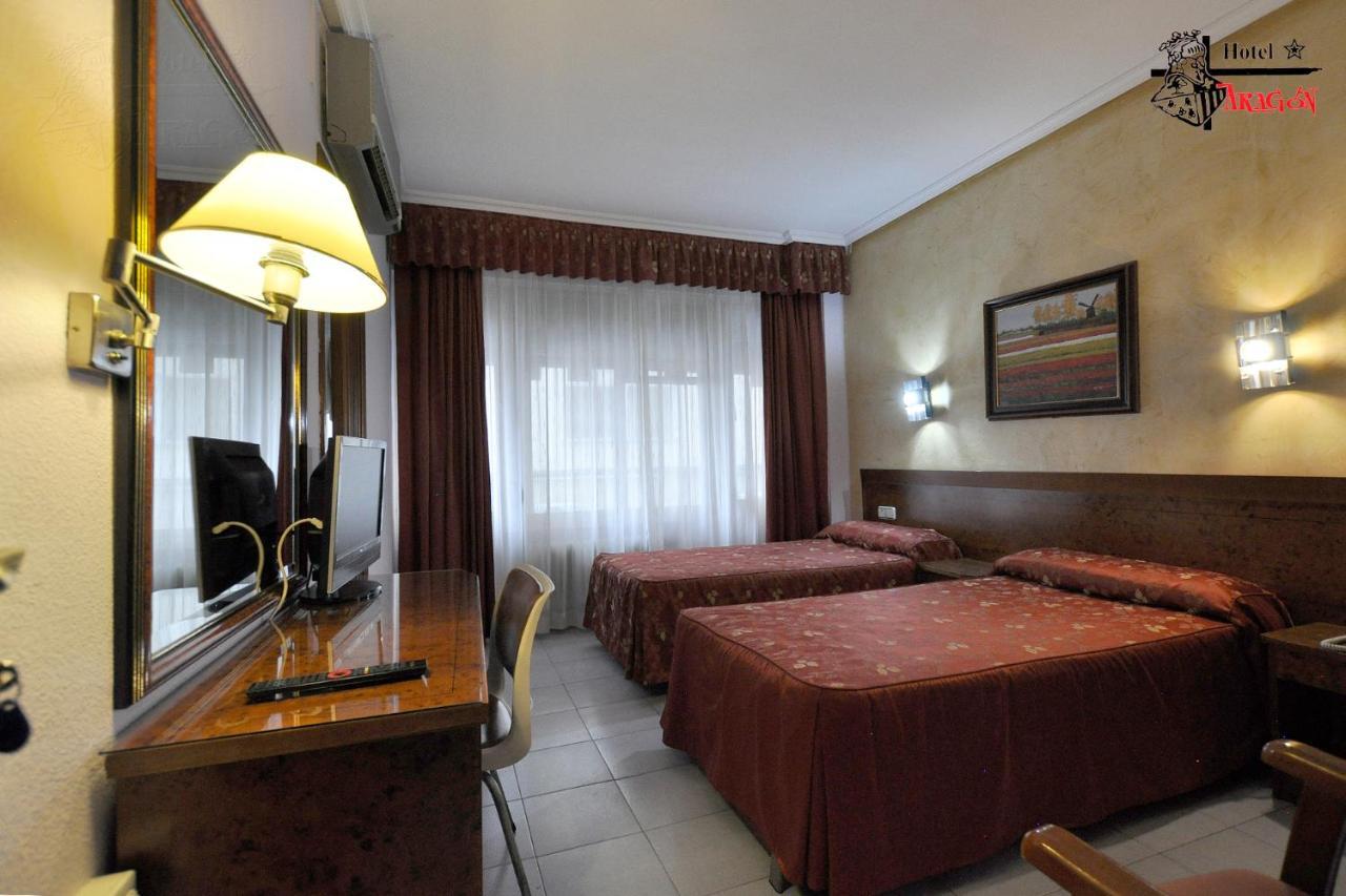Hotel Aragon Salamanca Bagian luar foto