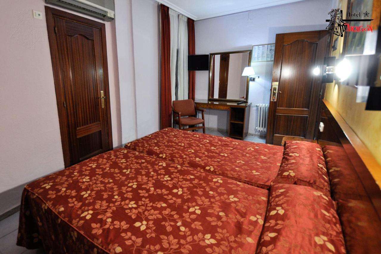 Hotel Aragon Salamanca Bagian luar foto