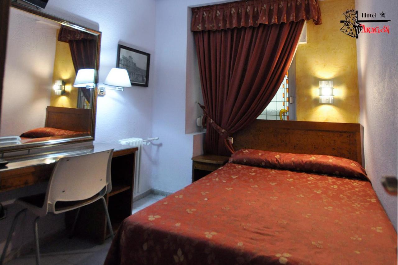 Hotel Aragon Salamanca Bagian luar foto