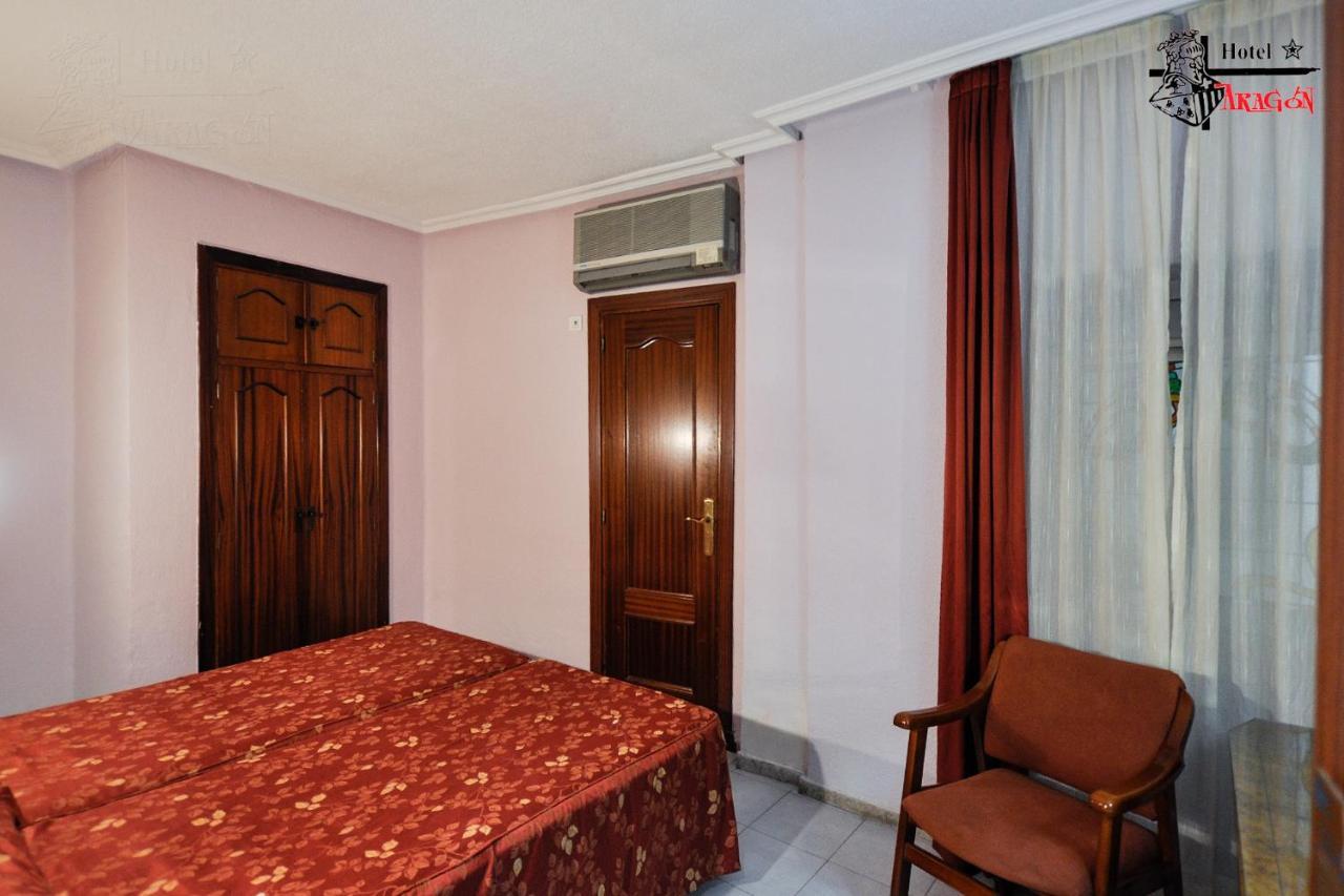 Hotel Aragon Salamanca Bagian luar foto