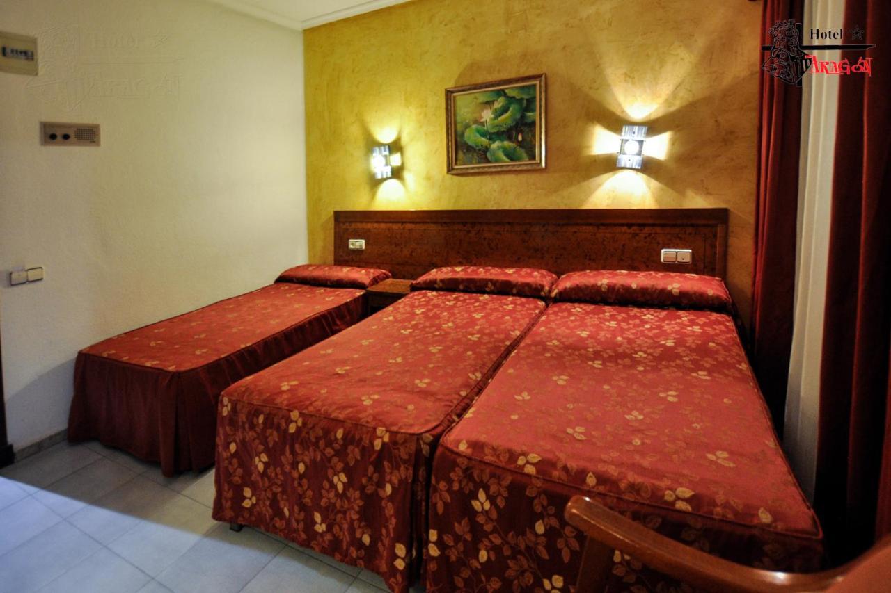 Hotel Aragon Salamanca Bagian luar foto