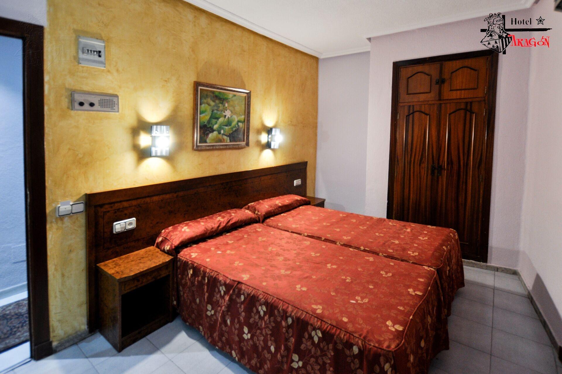 Hotel Aragon Salamanca Bagian luar foto