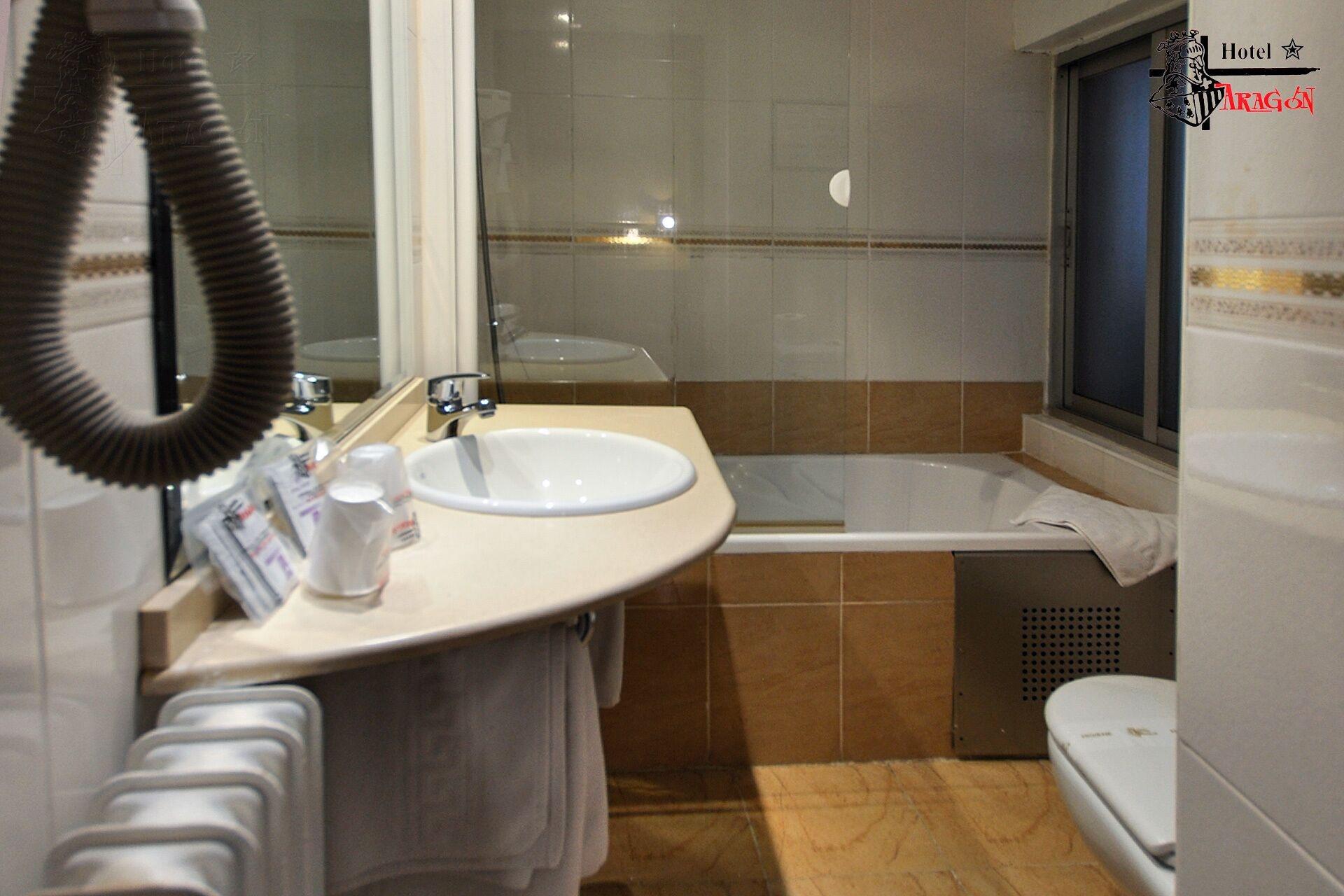 Hotel Aragon Salamanca Bagian luar foto