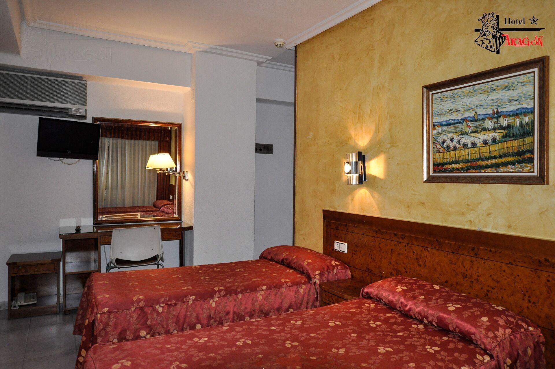 Hotel Aragon Salamanca Bagian luar foto
