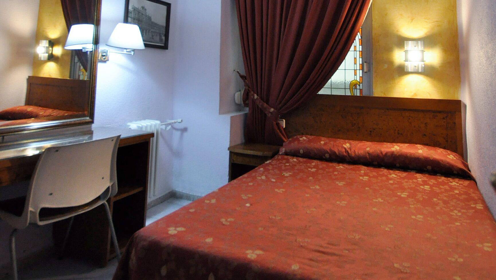 Hotel Aragon Salamanca Bagian luar foto