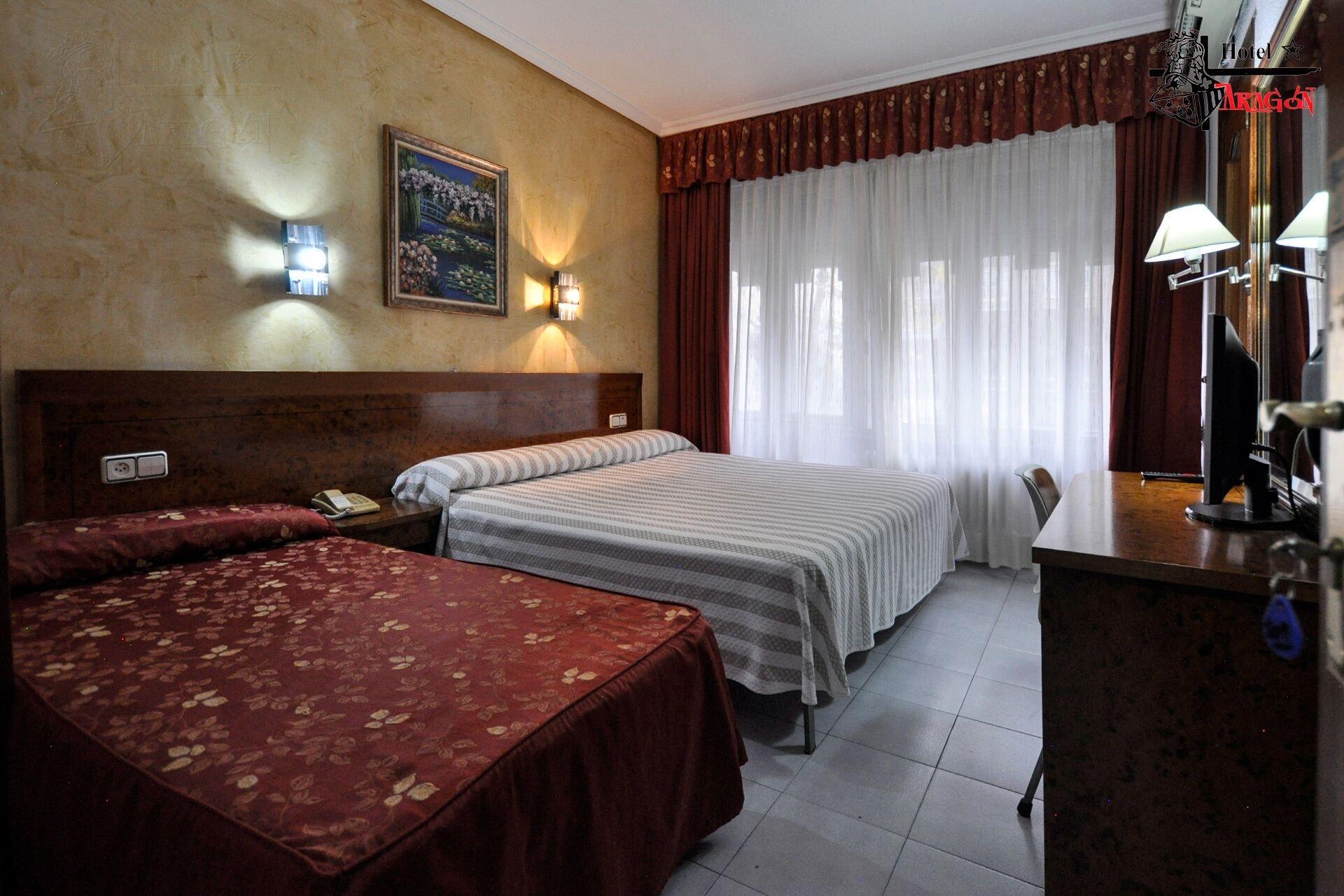 Hotel Aragon Salamanca Bagian luar foto